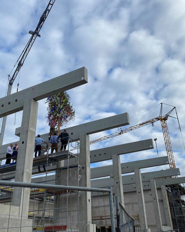 Topping-out ceremony for the new Marienfeld workshop in 2021